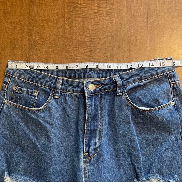 Shein Women’s Blue Denim Distressed Destroyed Ripped High Waist Jeans Large - Picture 8 of 10